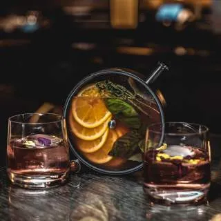 1600 Bar &amp; Grille Season Cocktail