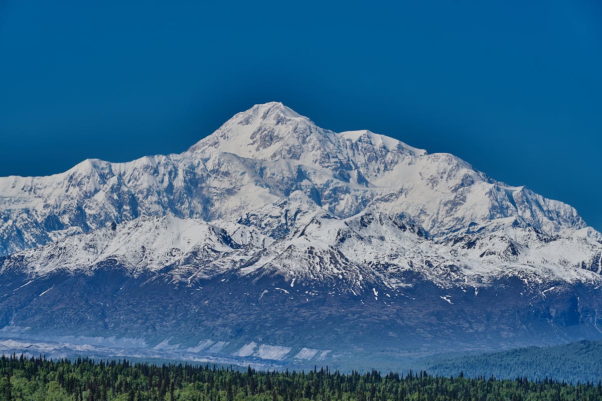 Best Way To Explore Alaska - Tips for an Authentic Journey