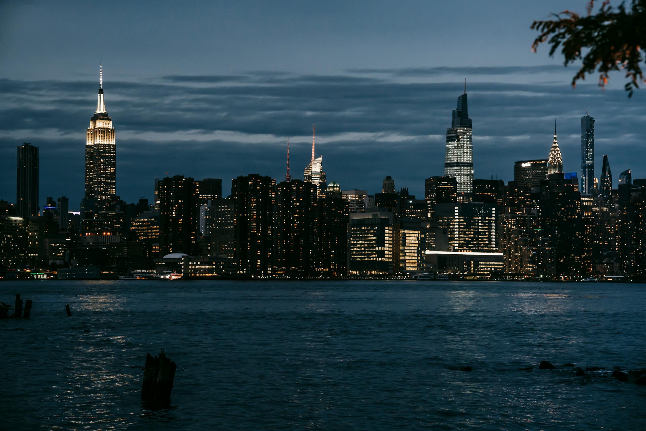 Finding Your Perfect Flights to NewYork in 2025