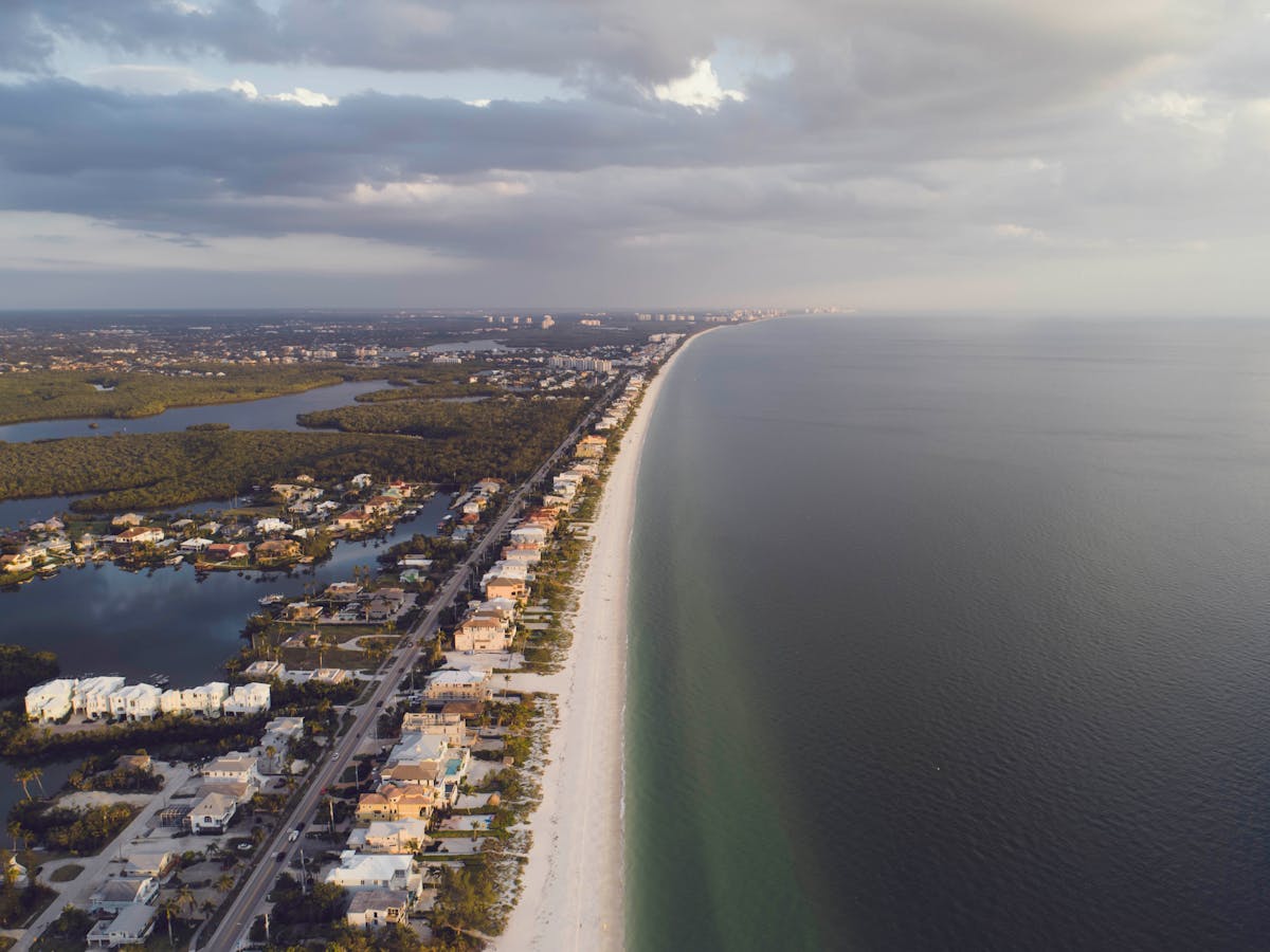 Discover Top Culinary Arts Schools in Florida 2025 Florida cooking schools preparing dishes