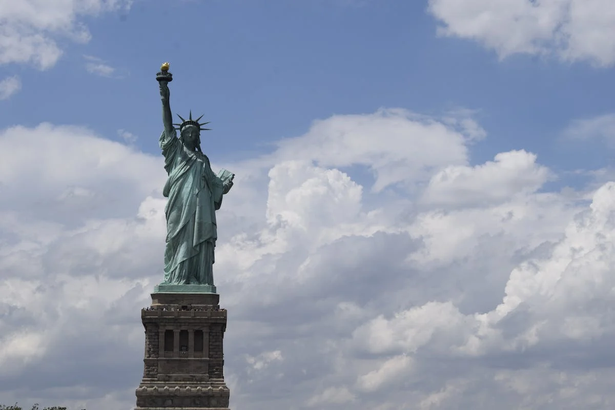 Discover New York's Unforgettable Side - Unveiling new york unusual things to do Roosevelt Island Tramway A Sky-High Commute