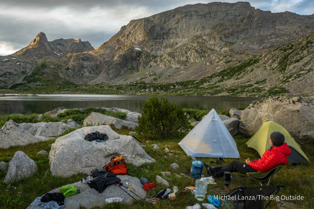 A backpacker campsite at Pyramid Lake in the Wind River Range, Wyoming.