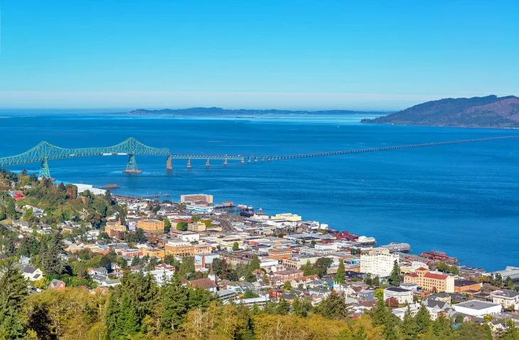 A panoramic view overlooking the charming coastal city of Astoria, Oregon