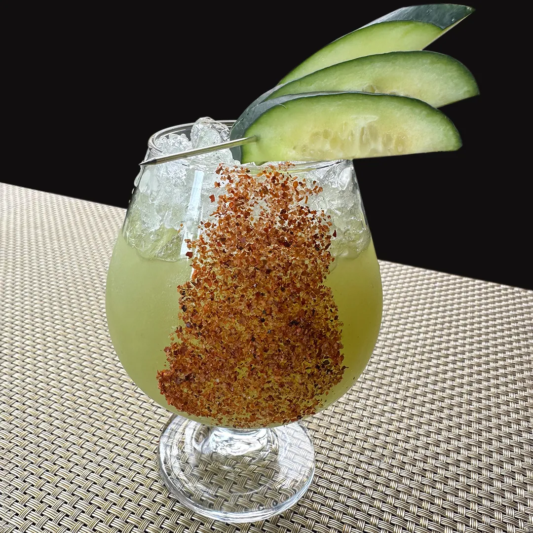 alt text for cocktail at aRoqa Michelin
