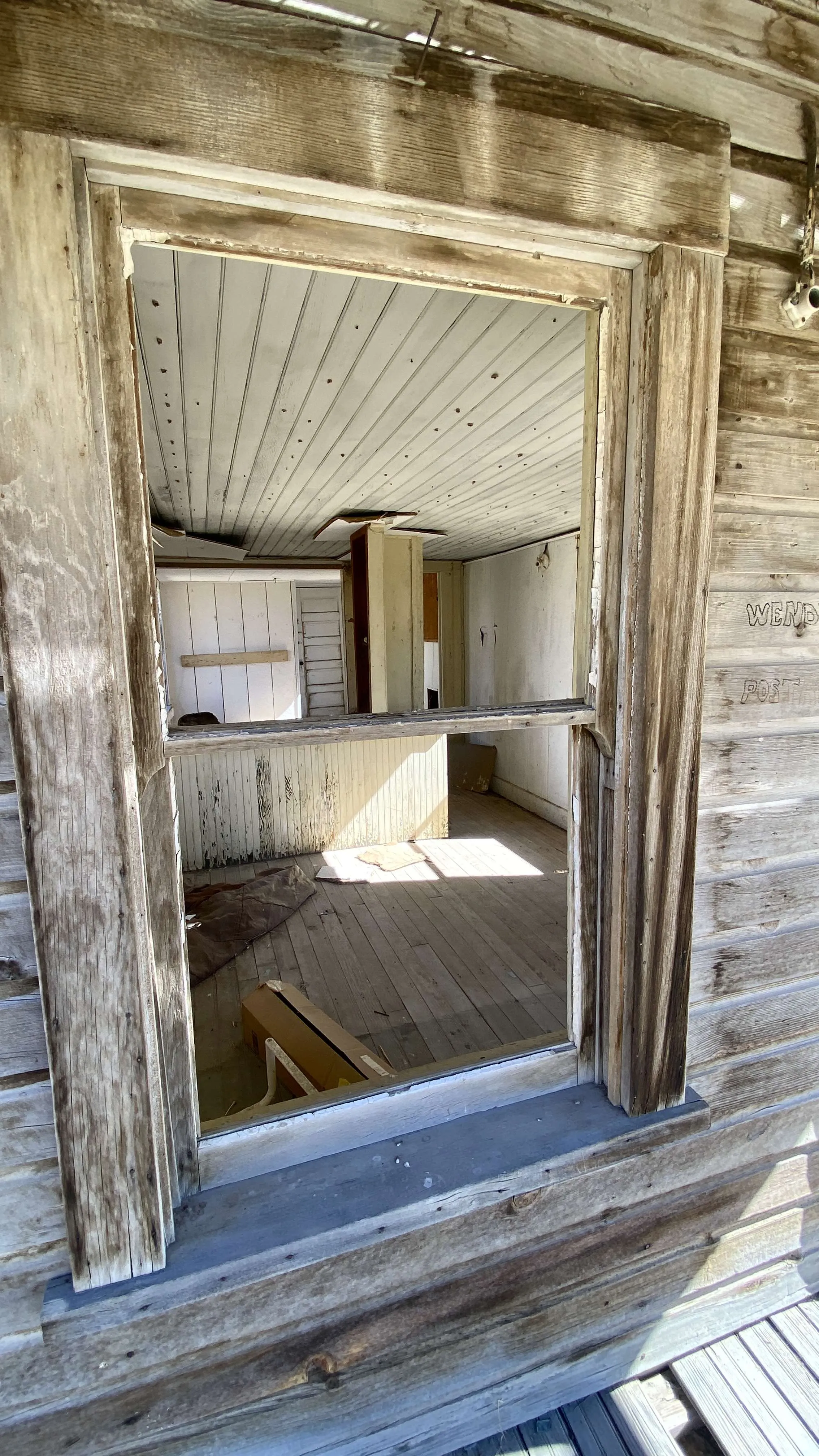 Another angle of abandoned buildings in Wendel