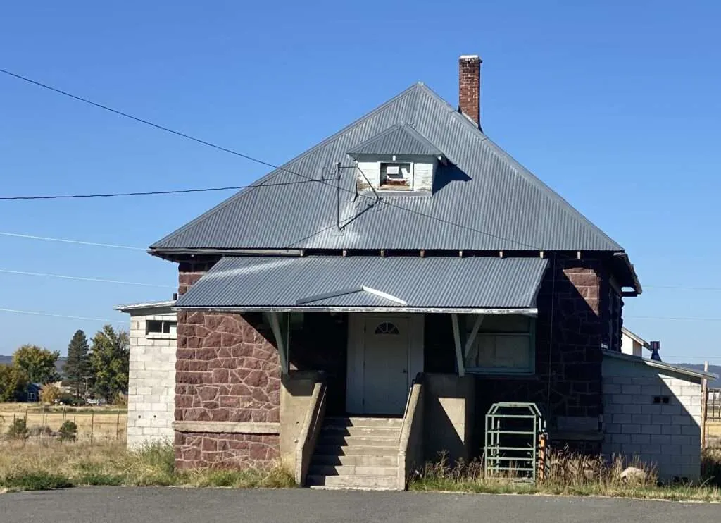 Another view of abandoned structures in Davis Creek