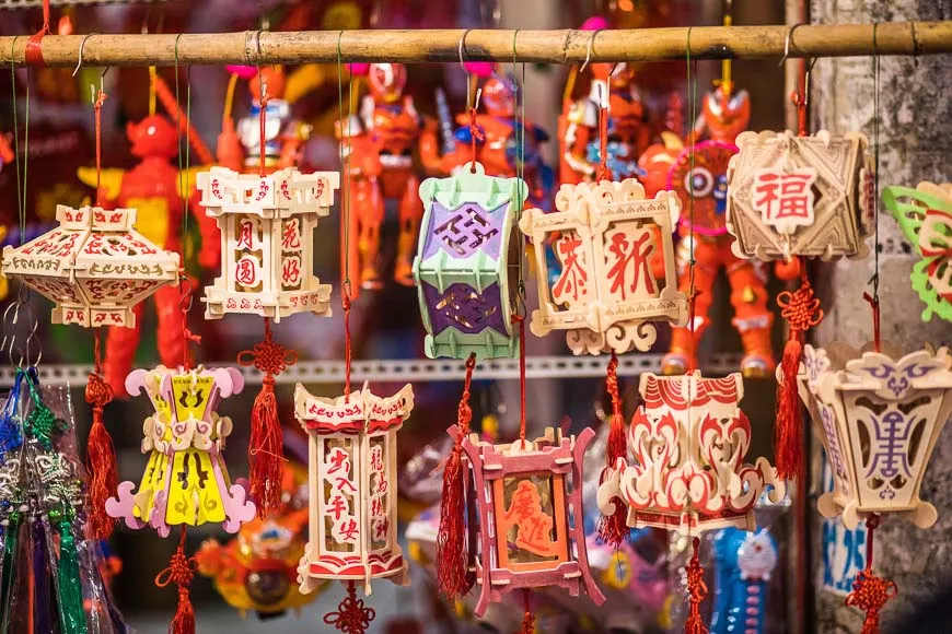 Children holding lanterns during the Autumn Festival In Vietnam parade