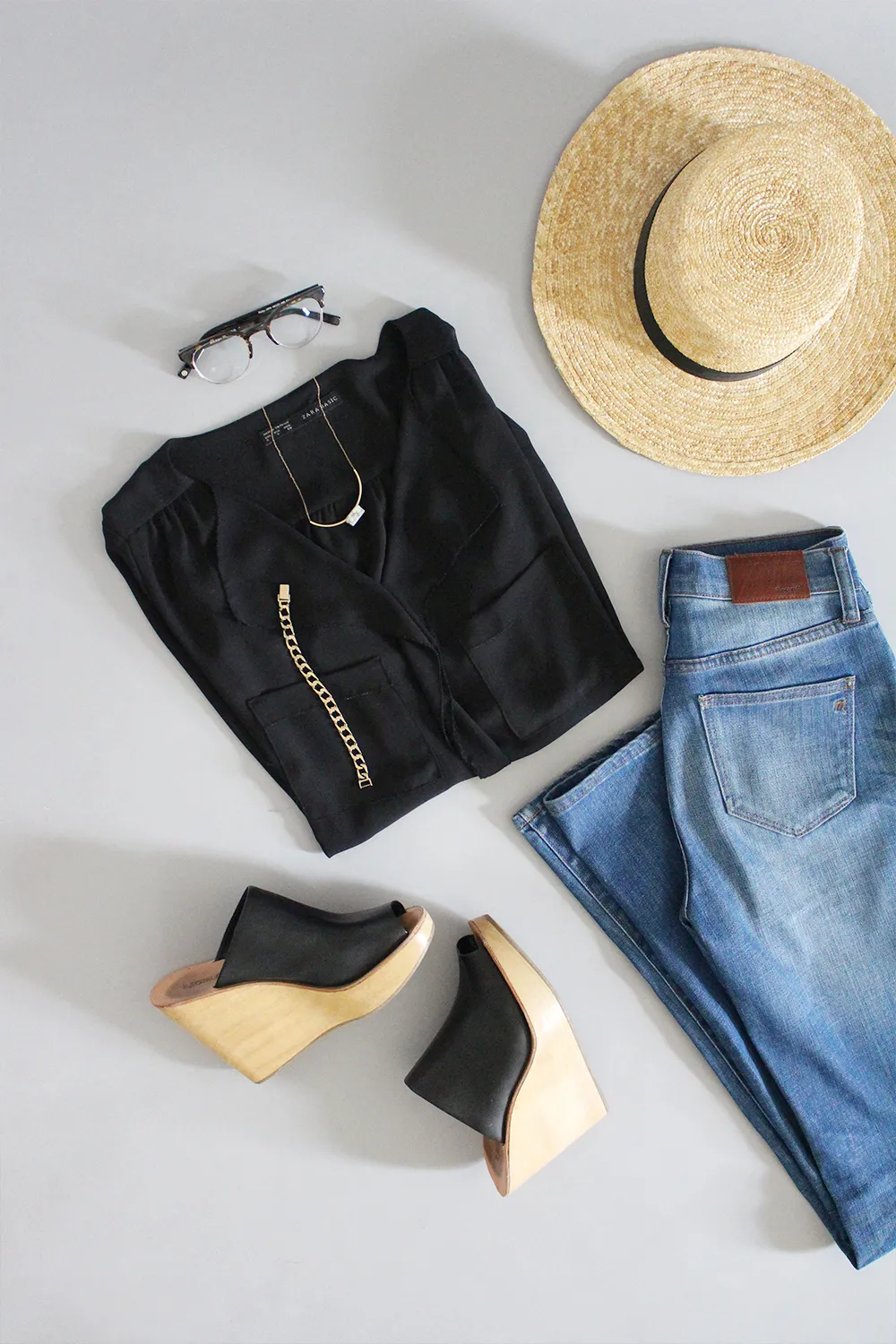 Comfortable travel outfit worn on the plane for a 9 day trip