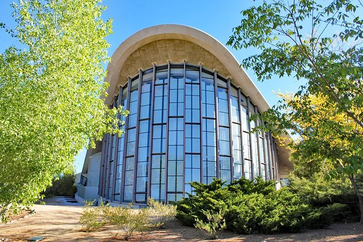 Exterior view of the distinctive dome of the Fleischmann Atmospherium Planetarium in Reno Nevada.