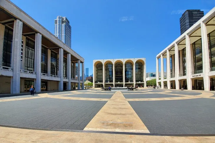Fountain and plaza in front of the Metropolitan Opera House at Lincoln Center for the Performing Arts.
