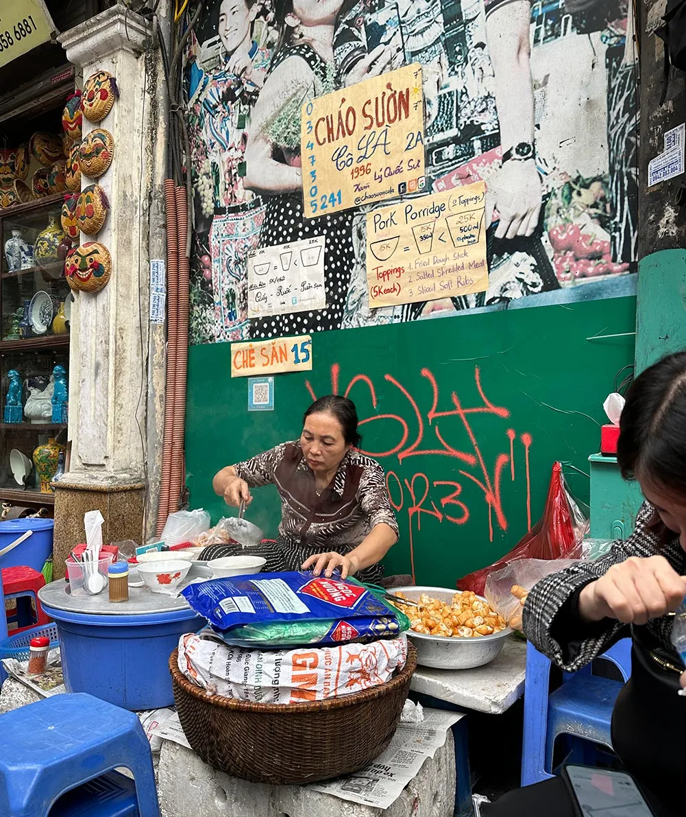 Hanoi Chao Suon Co La Stall