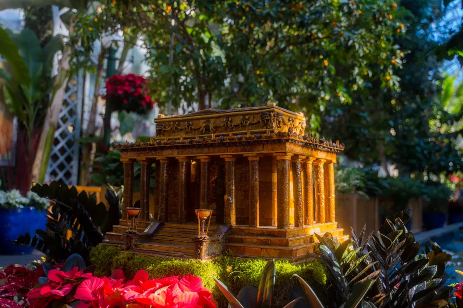 Holiday display at the U.S. Botanic Garden, a free indoor attraction for those who Travel To Washington Dc In December.