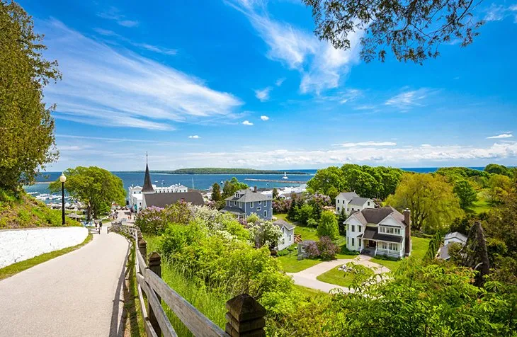 Discover Must-Visit michigan tourist attractions
