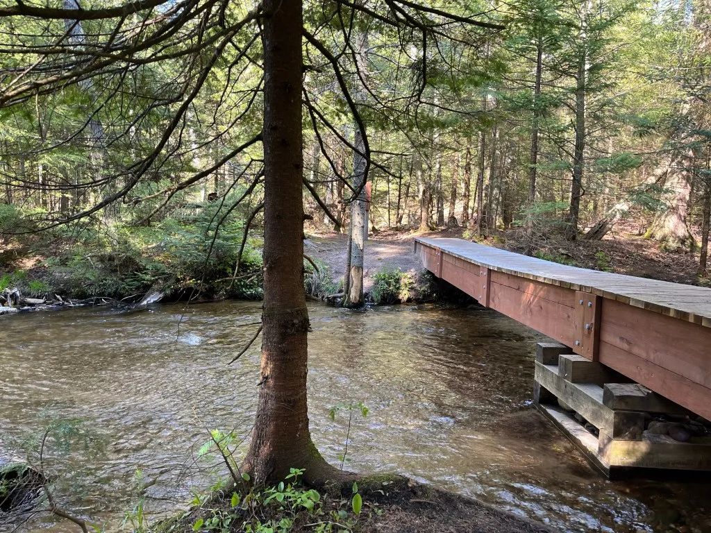 Backpacking Upper Peninsula Michigan - Pictured Rocks Lakeshore (2025)
