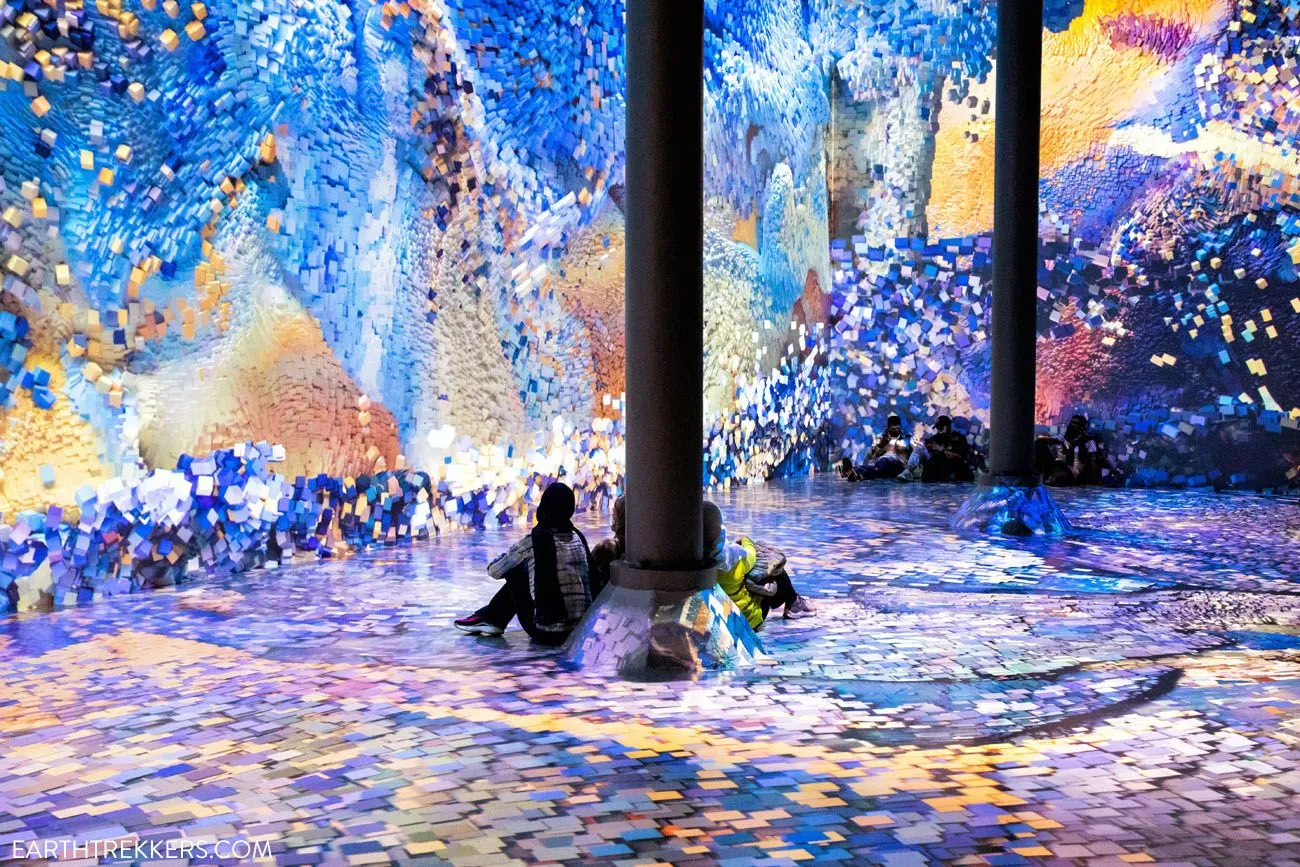 Immersive digital art installation at ARTECHOUSE NYC