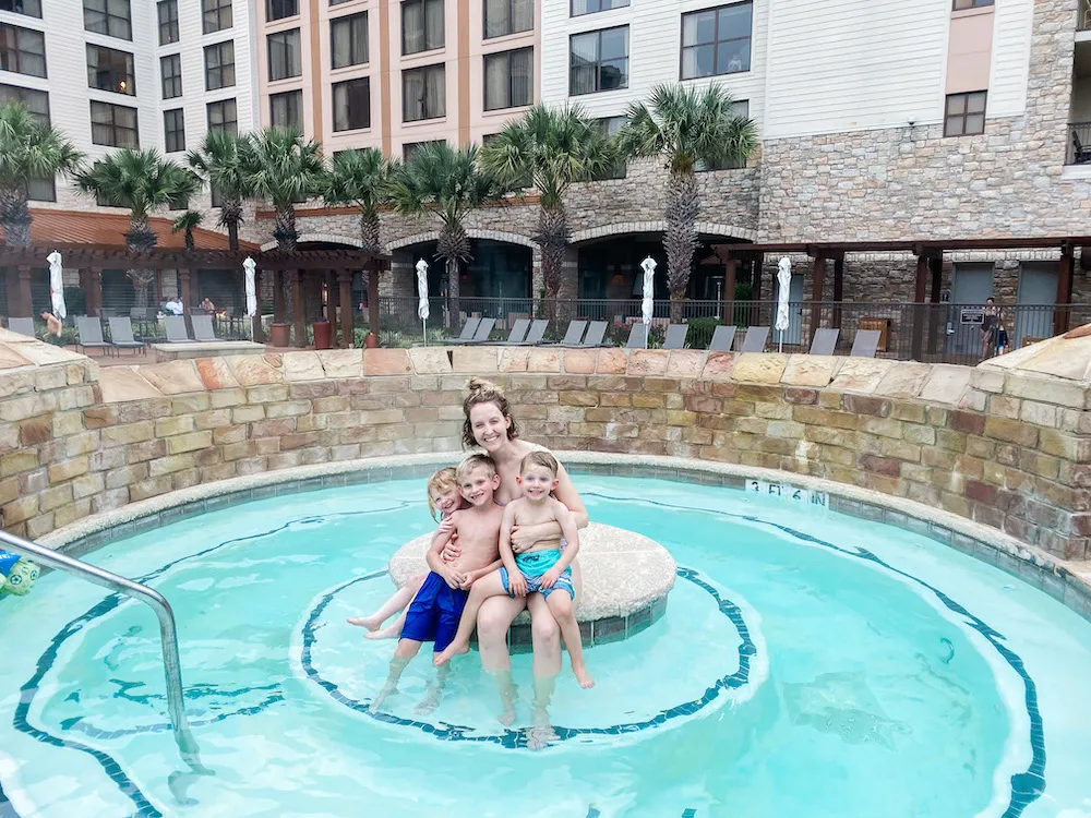 Kids enjoying s'mores at Horseshoe Bay Resort