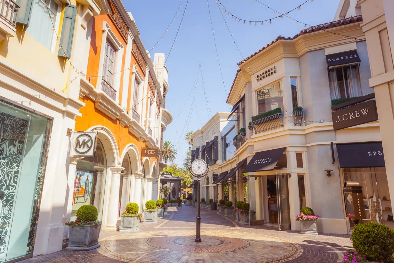 LA has several shopping areas, ranging from ultra high-end to high-street brands