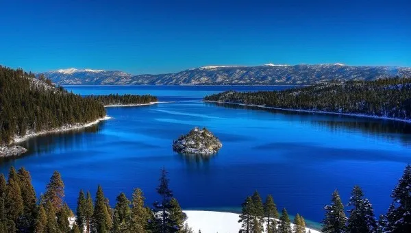 Navigating Lake Tahoe's Chilly Depths - Understanding the lake tahoe nevada temperature