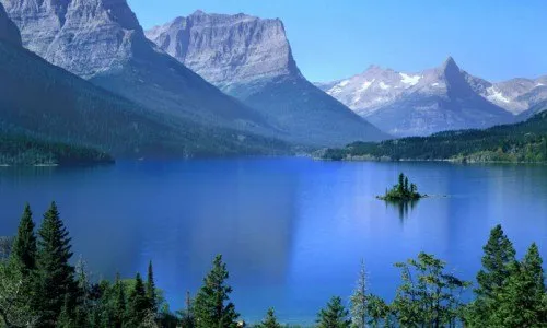 Majestic mountain landscape in Glacier National Park during trips to Montana.