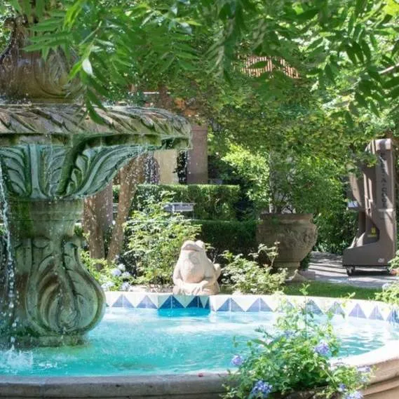 Outdoor patio of a restaurant in Fort Worth