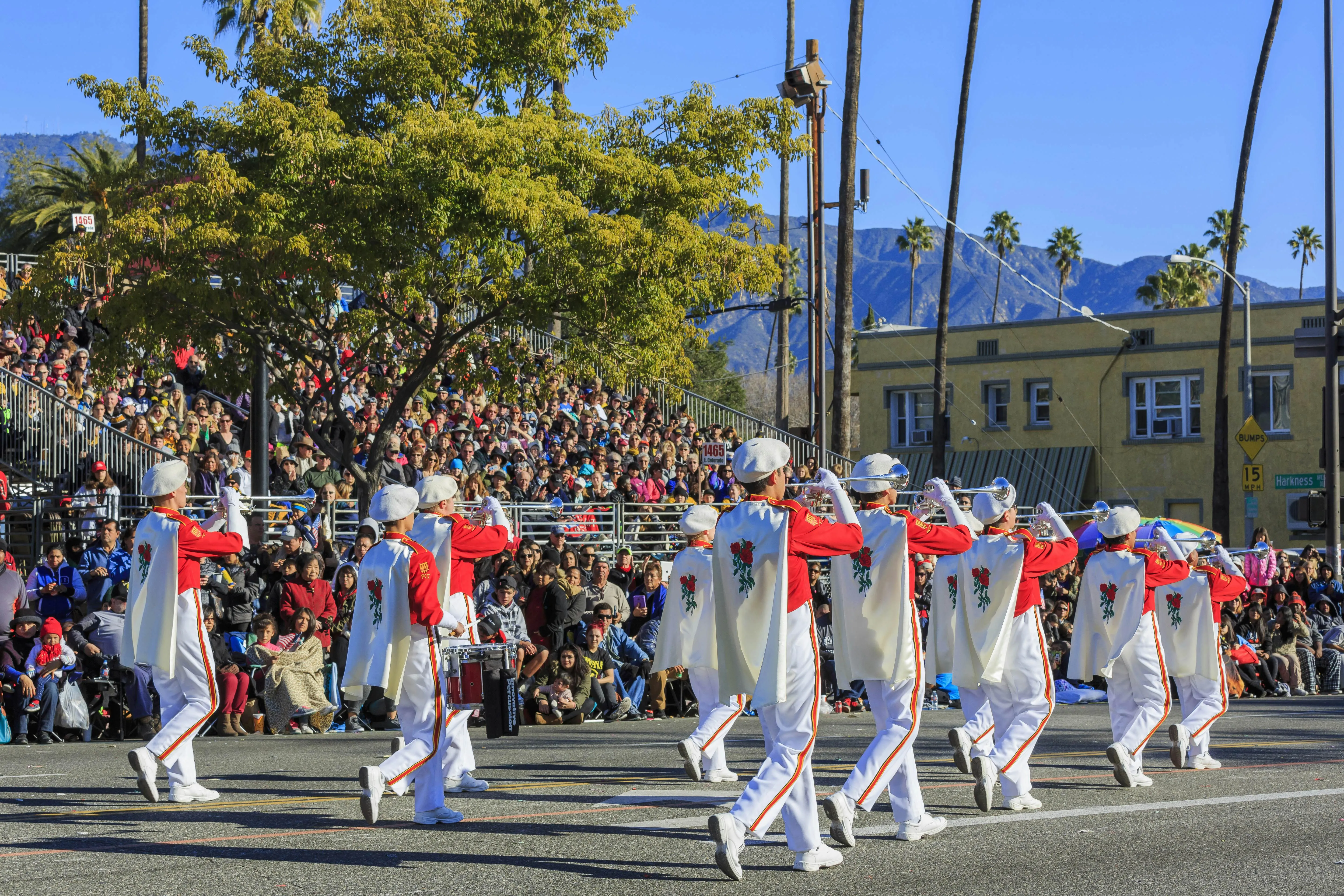 Essential Notes When Traveling to Los Angeles 2025 Pasadena Rose Parade under mild winter weather conditions in Los Angeles