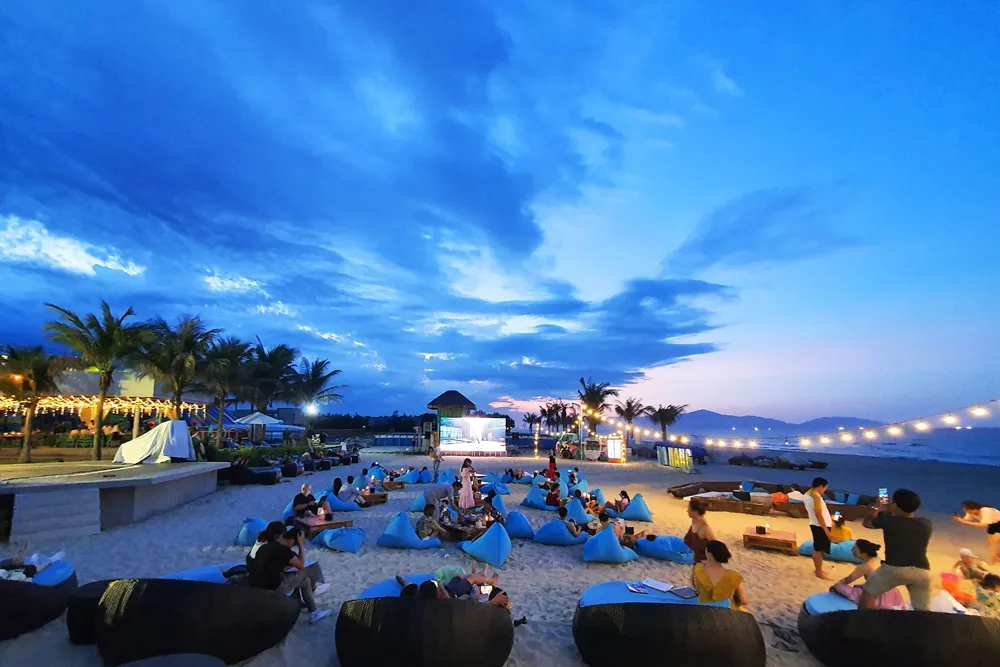 Relaxing on the sandy beaches of Da Nang, Vietnam