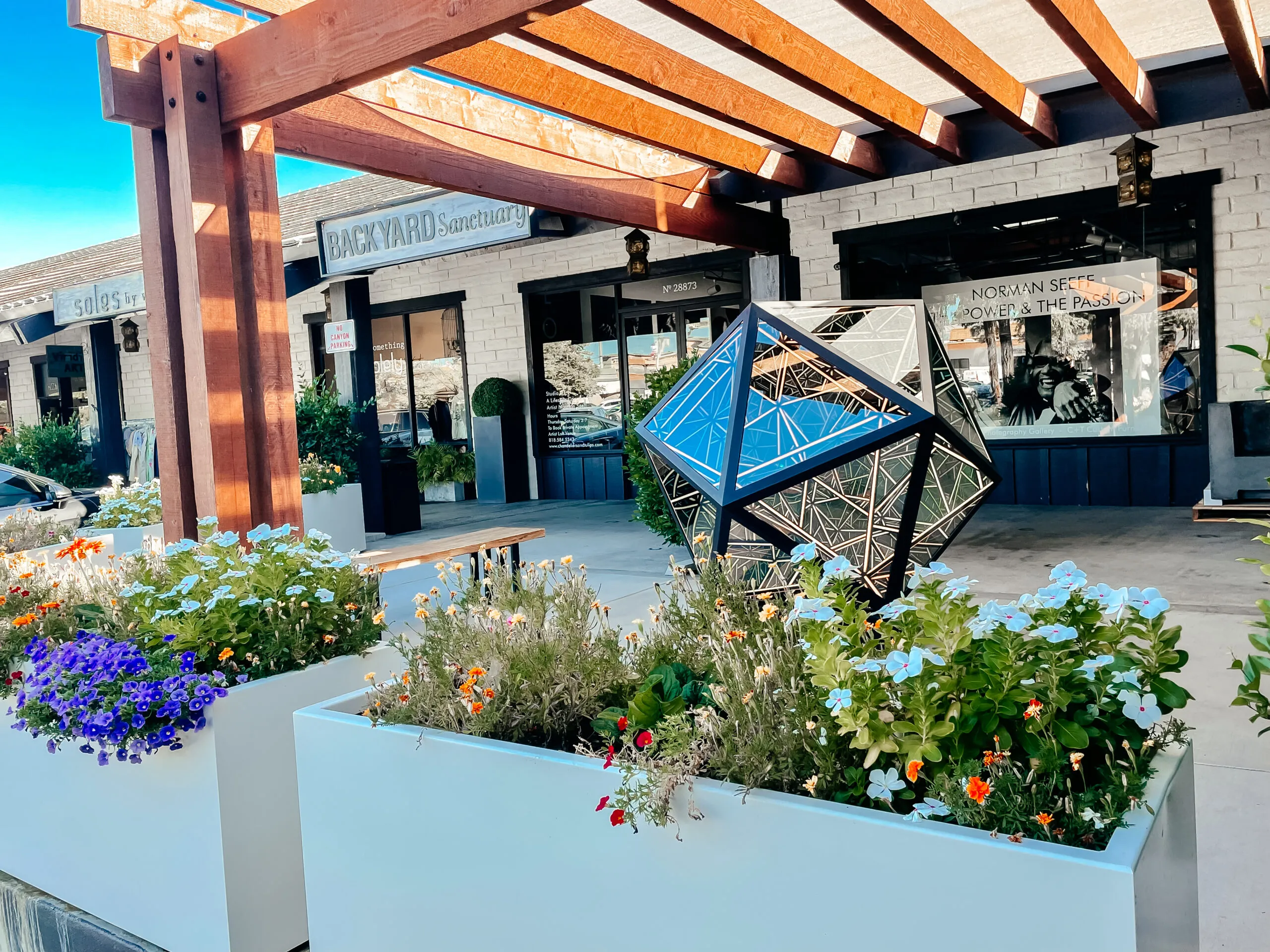 Shopping center area in Agoura Hills, California