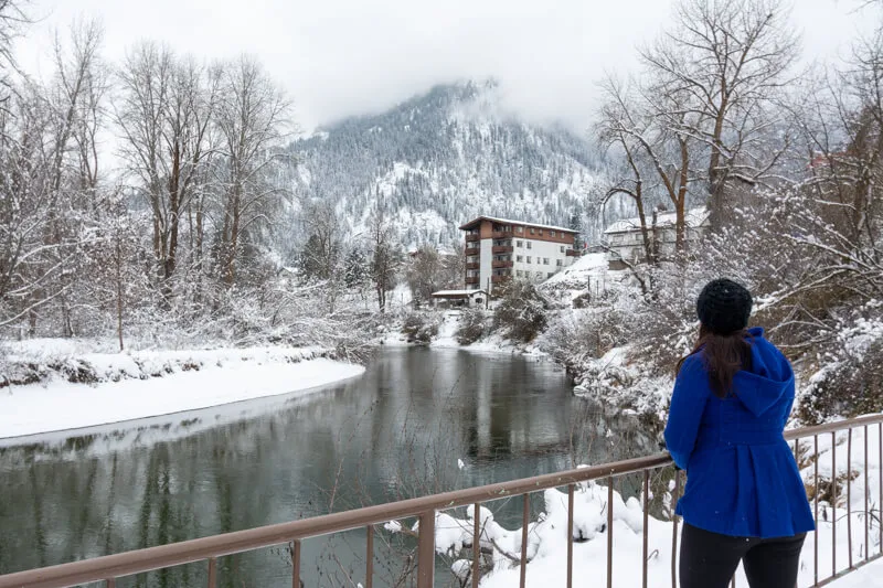 Snow-covered Bavarian village of Leavenworth decorated for Christmas