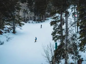 Snowboarding at Hogadon