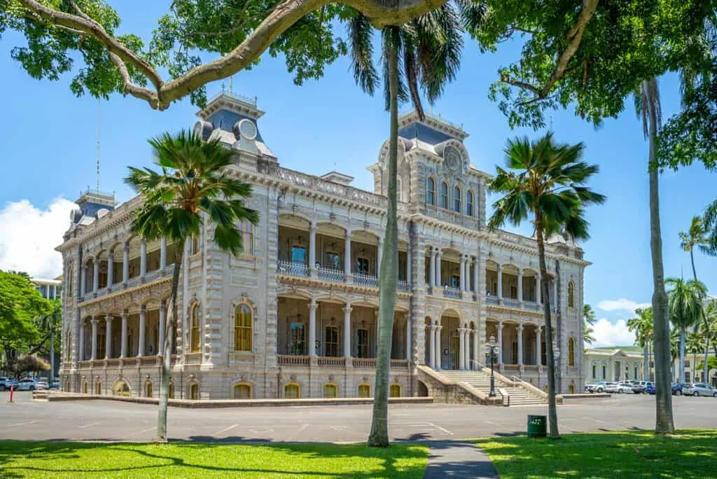 The stunning Iolani Palace in Honolulu, a significant historical site
