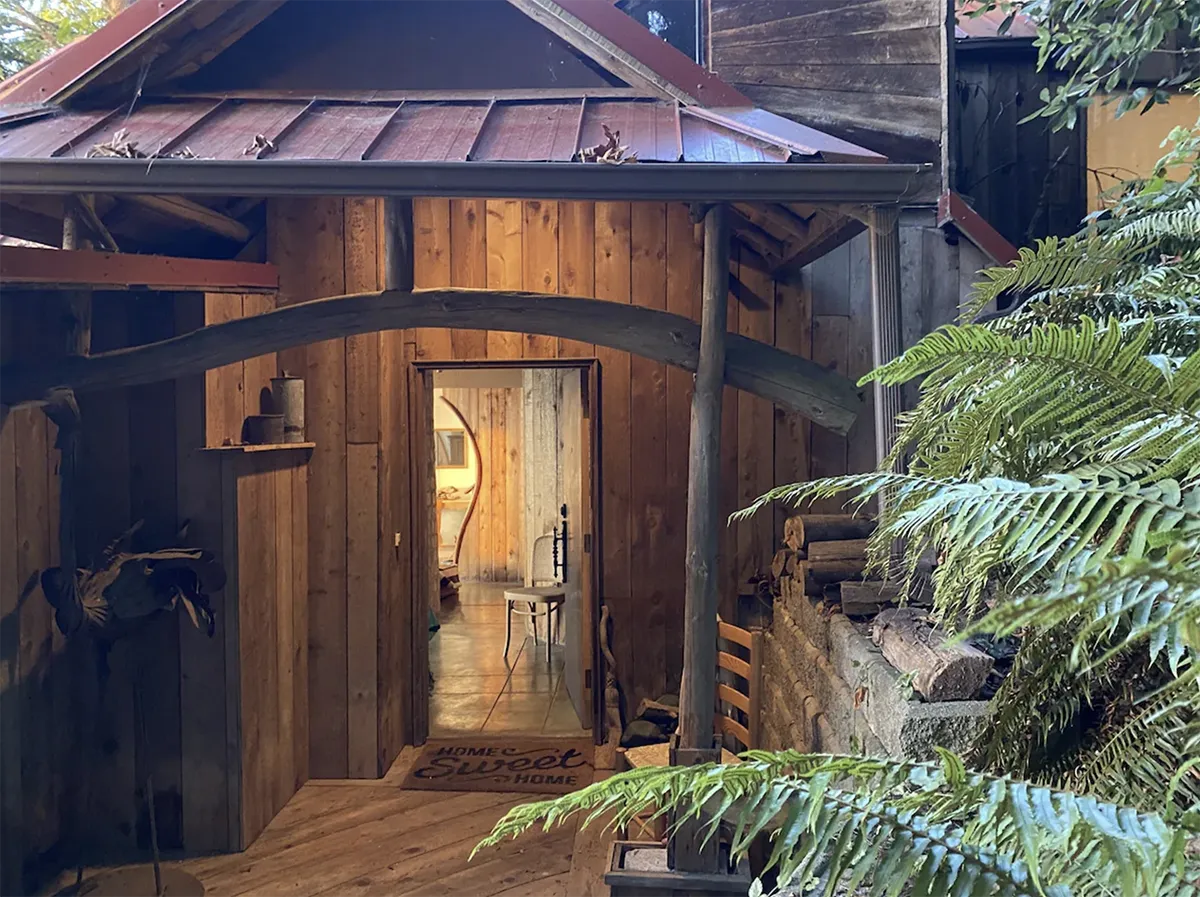 treehouse staycation in Seattle