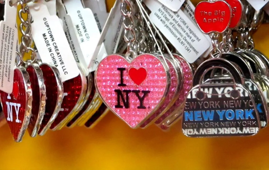 Unique NYC themed souvenirs and dishware available in the Flatiron District