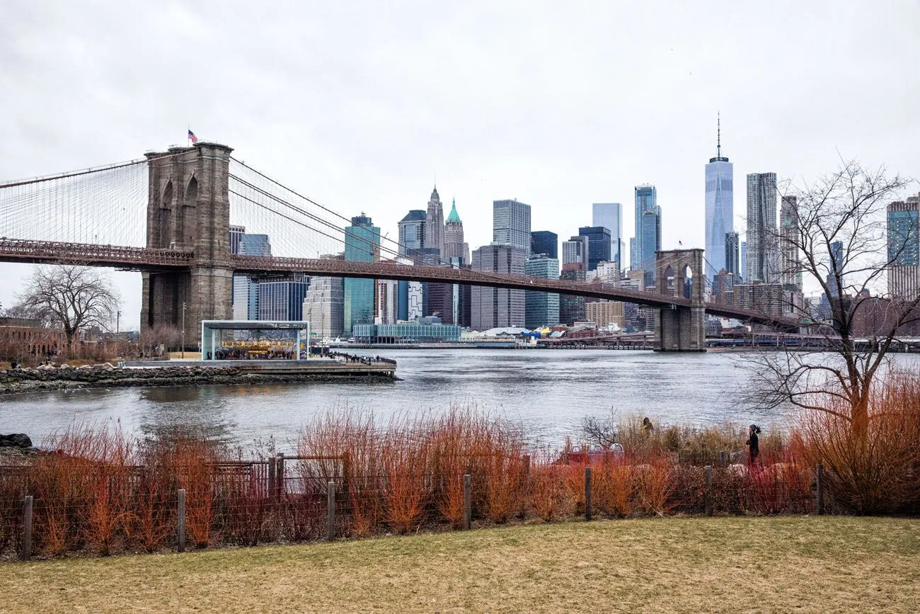 View of the Manhattan skyline and Brooklyn Bridge from Pebble Beach in Brooklyn Bridge Park